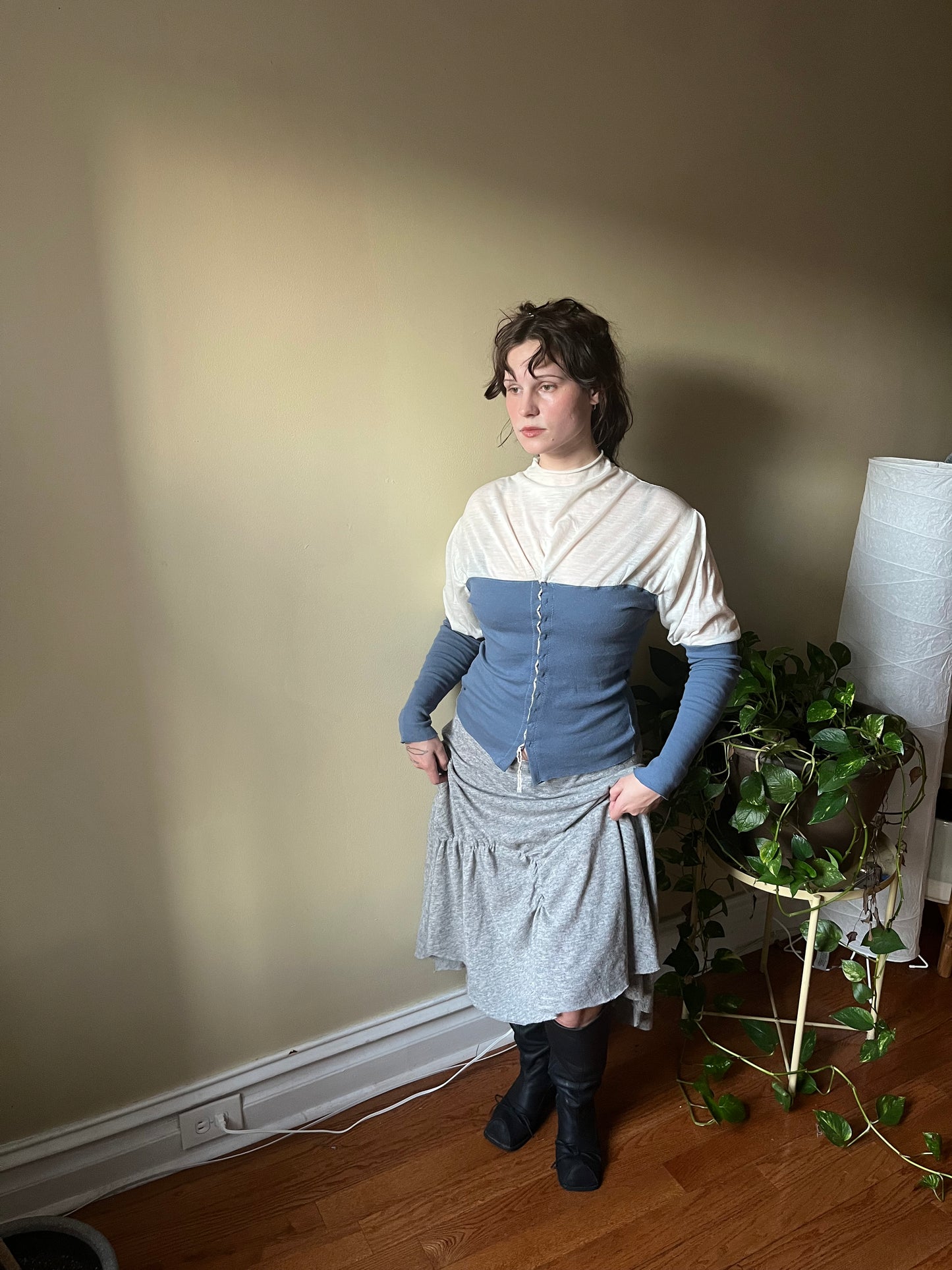 Wool jersey puff top with silver clasps