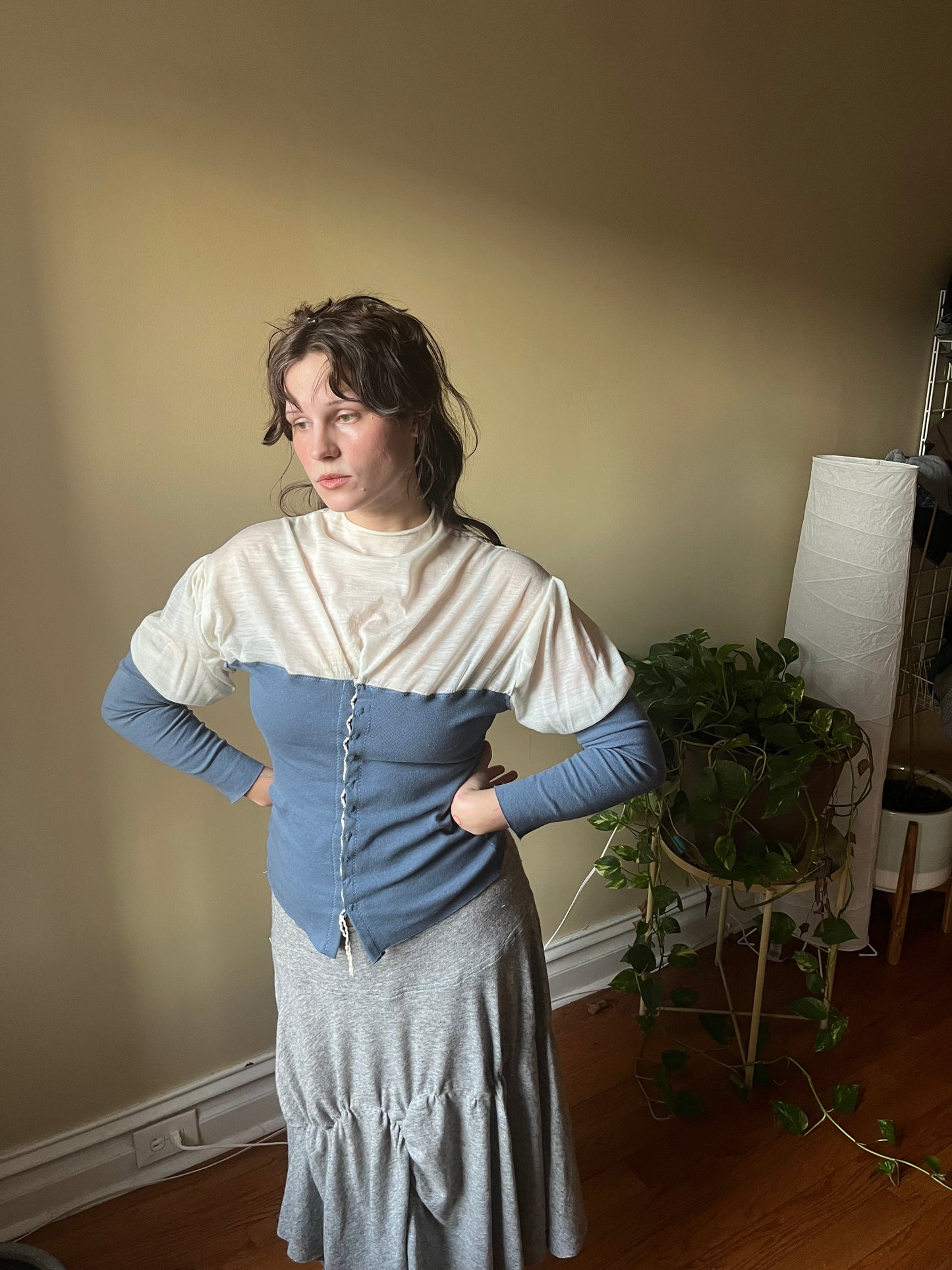 Wool jersey puff top with silver clasps